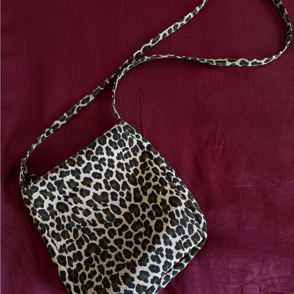 Handbags - Leopard Print Shoulder Bag